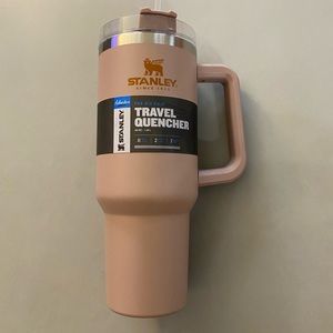 Stanley Adventure Travel Quencher Strawflower Pink